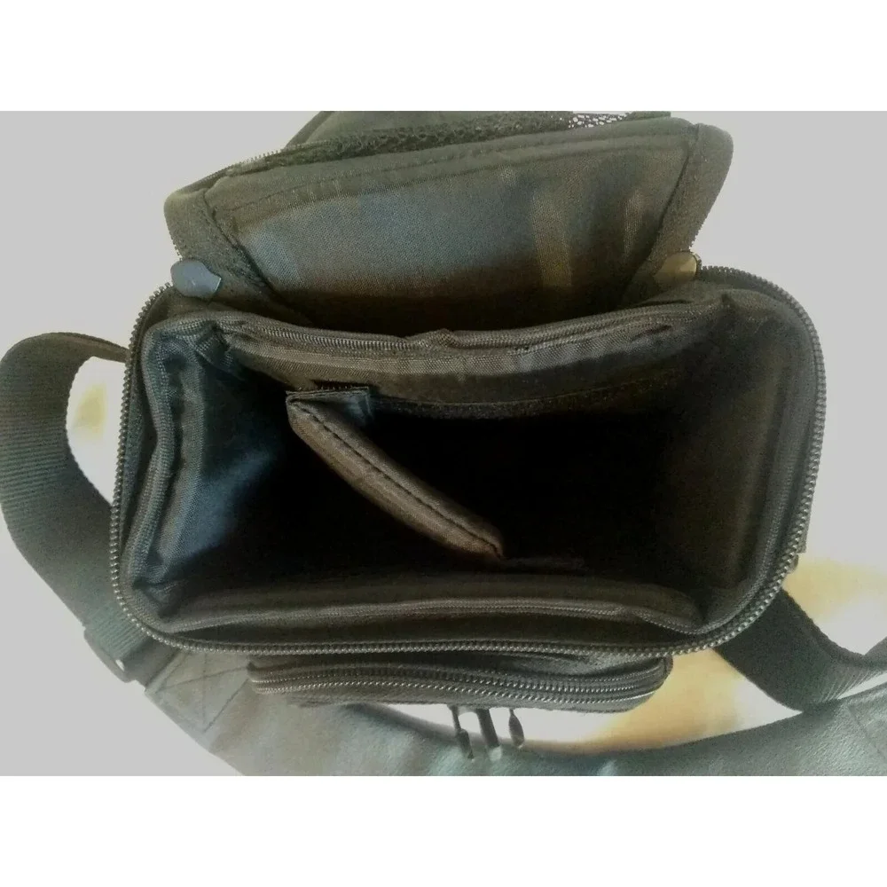Camera‎ Bag Black Adjustable Removeable Strap Zip Divider 6 Various Type Pockets